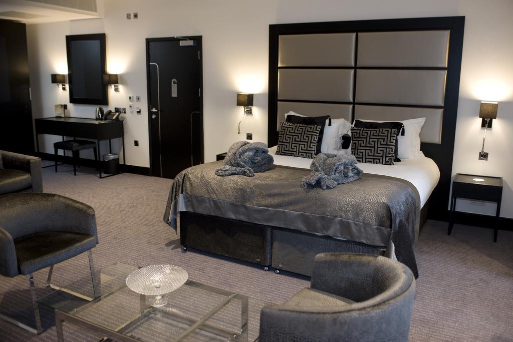 The Lodge At Kingswood Epsom Ruang foto